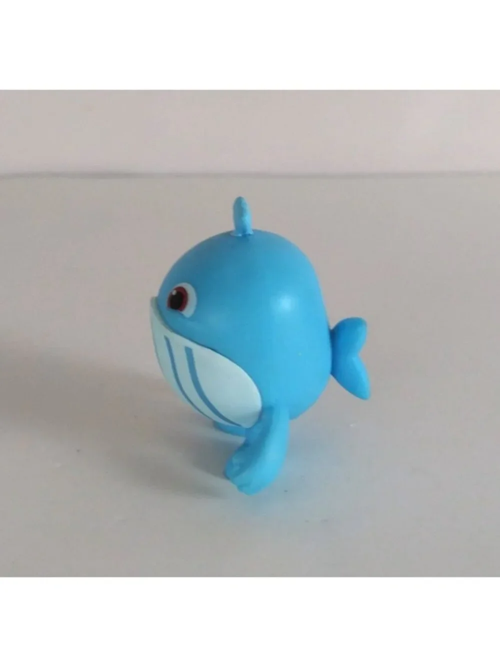 Toikido Pinata Smashlings Rainbow Pods Series 1 Bloopy Rare Collectible Mini Fig